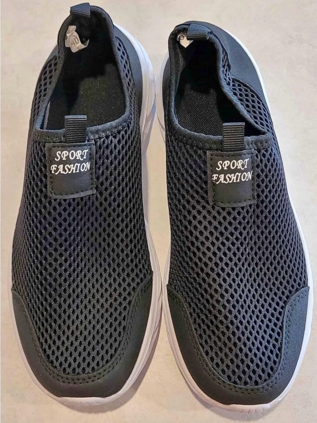 Men’s Black Mesh Slip-On Sneakers Size 9.5